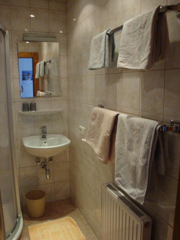 Gastehaus Treichl Hotel Fügen Værelse billede
